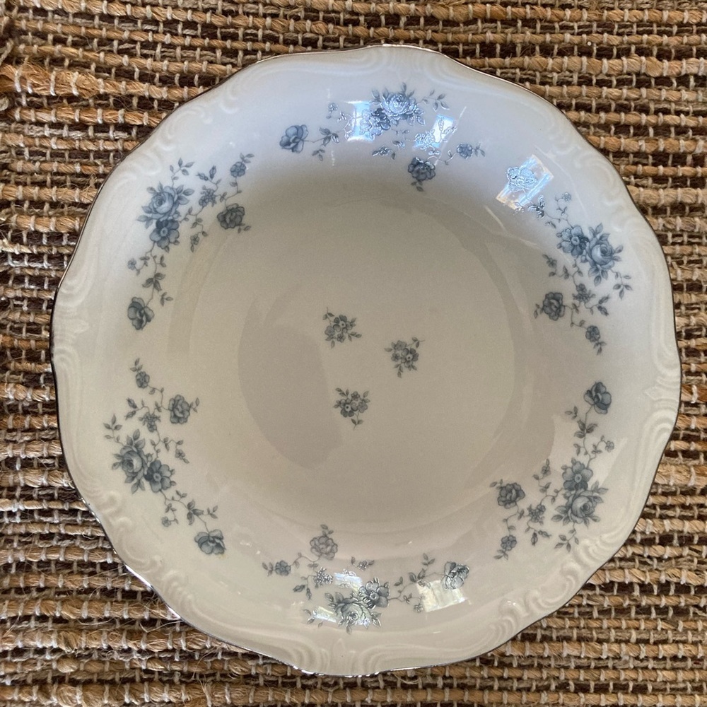 Vintage Johann Havilland Blue Garland 5 Piece Place Setting - Picture 7 of 11
